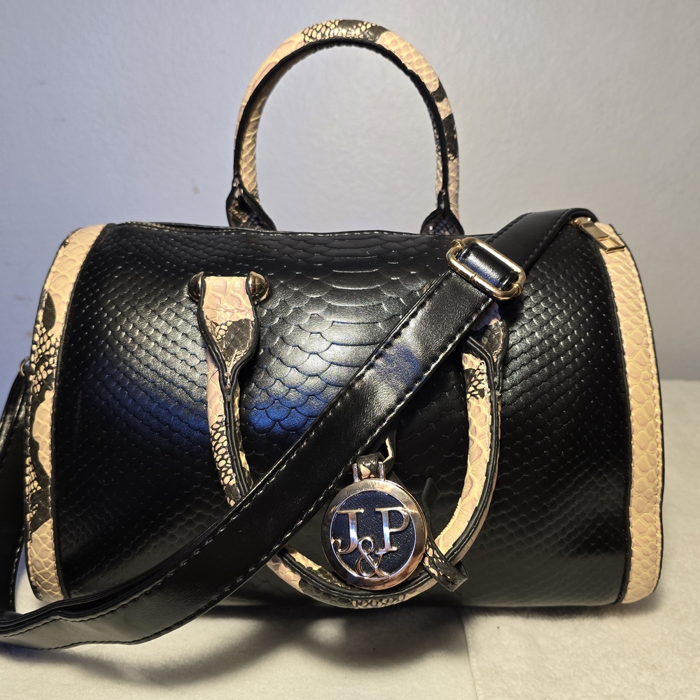 Black and Cream Women's Bag